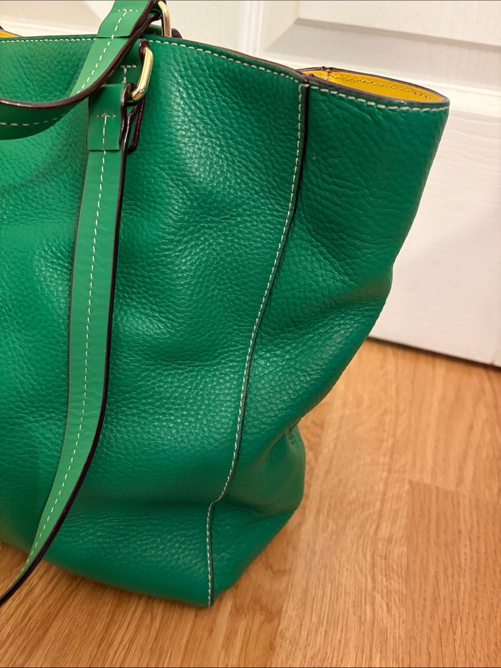 Frances Valentine Green Pebbled Leather Tote Bag with Gold-Toned Hardware - Picture 4 of 15